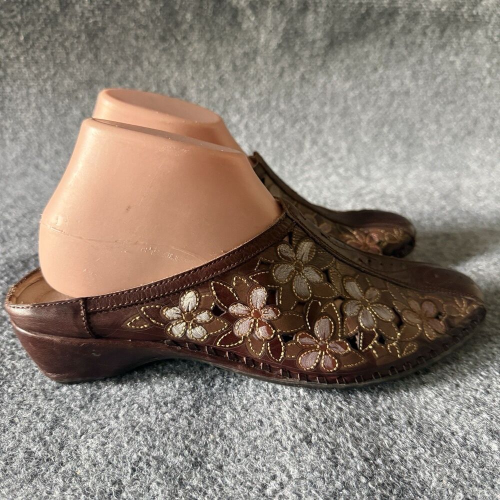 Pikolinos US 9 Brown Floral Cutout Leather Mules Slides Clogs Shoes Spain 40